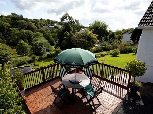 Mellieha Guest House Narberth Exterior foto